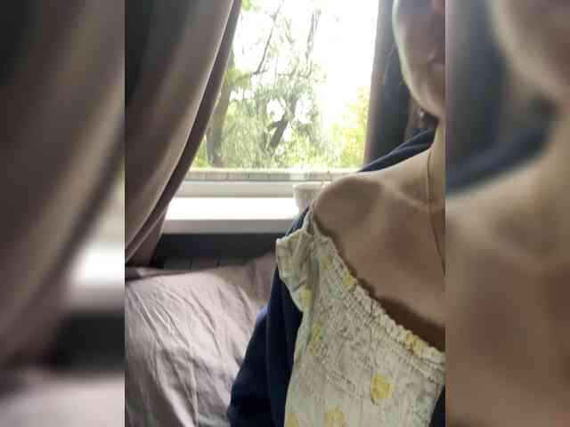 モデル: Masiko