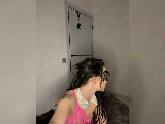 FoxAlice2026's BongaCams show and profile