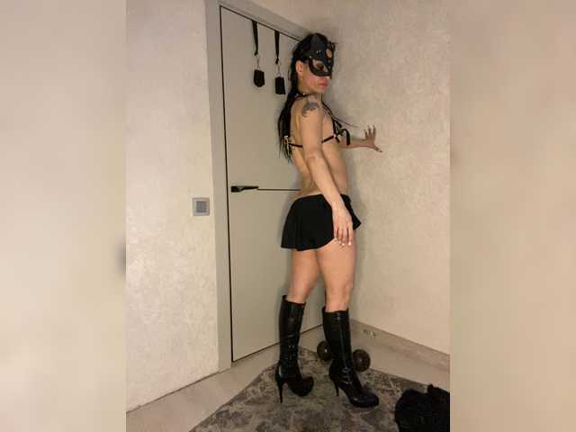 FoxAlice2026's BongaCams show and profile