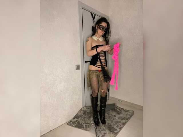 FoxAlice2026's BongaCams show and profile