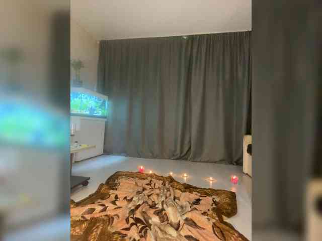 FoxAlice2026 webcam
