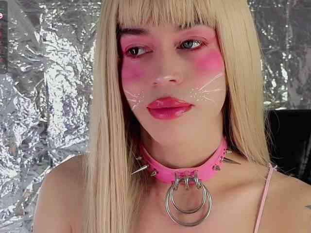 pearl-nice Live Webcam on BongaCams