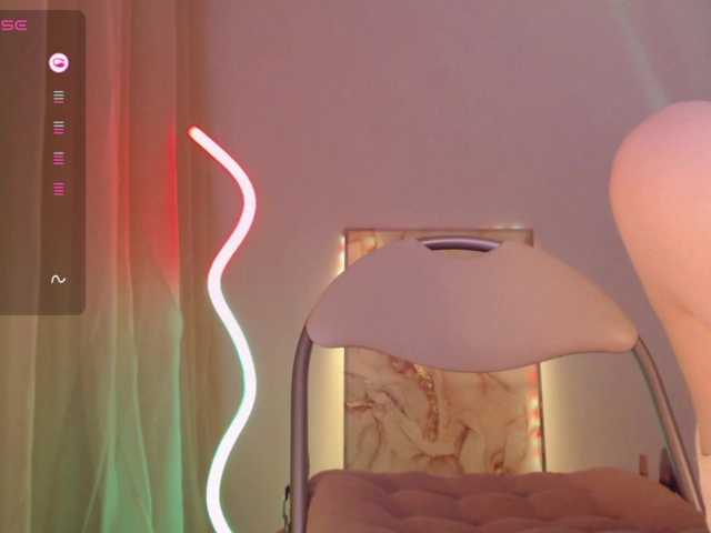 Lindelicious live cam on BongaCams