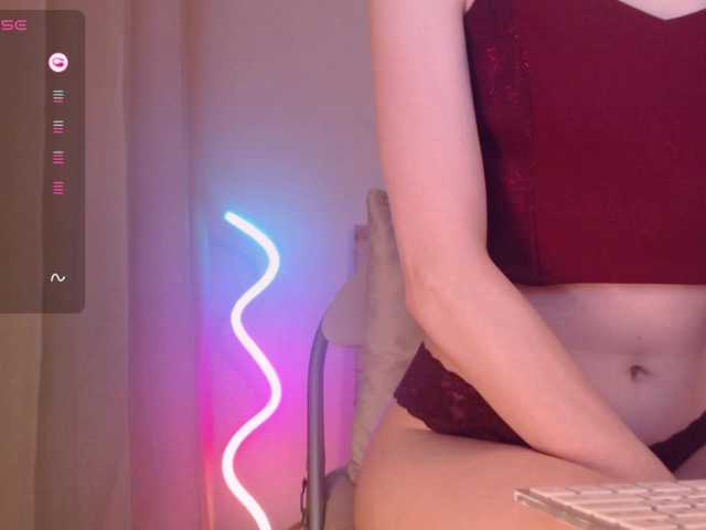 Lindelicious live cam on BongaCams