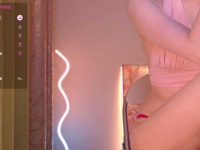 Lindelicious live webcam show