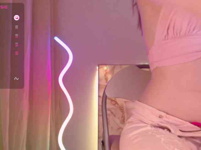 Lindelicious webcam