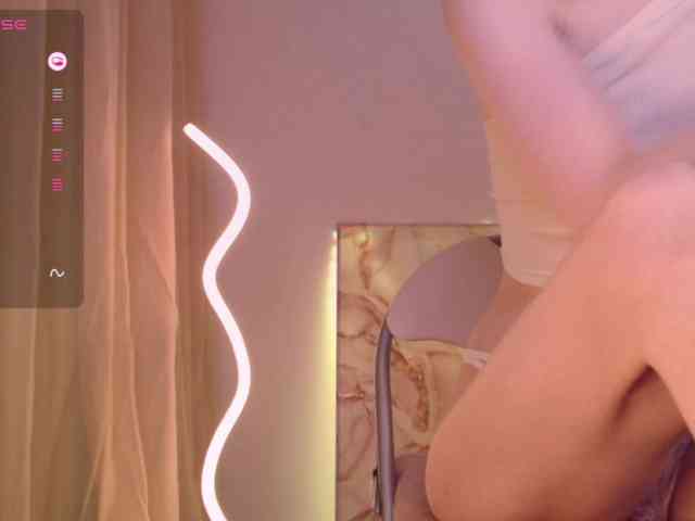 Lindelicious webcam
