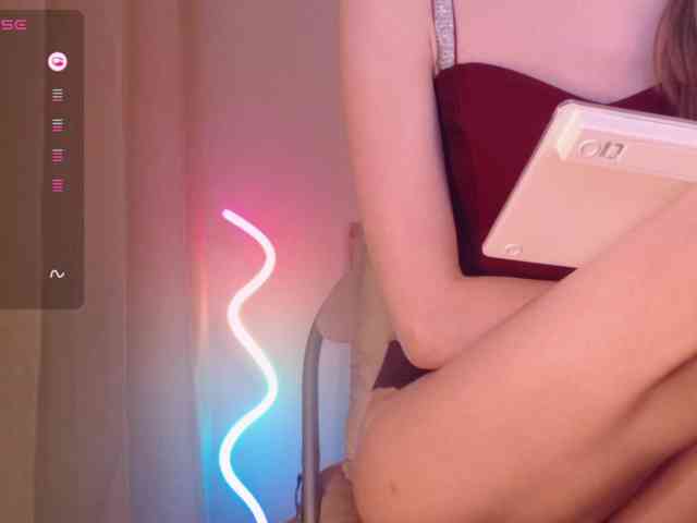 Lindelicious webcam