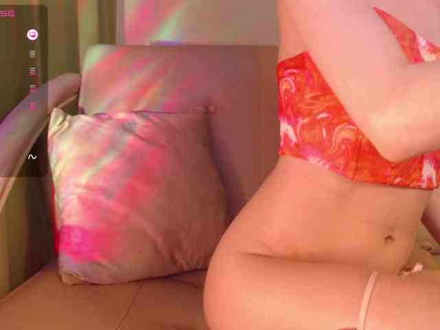 Lindelicious webcam