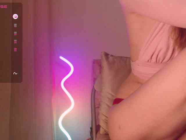Lindelicious webcam
