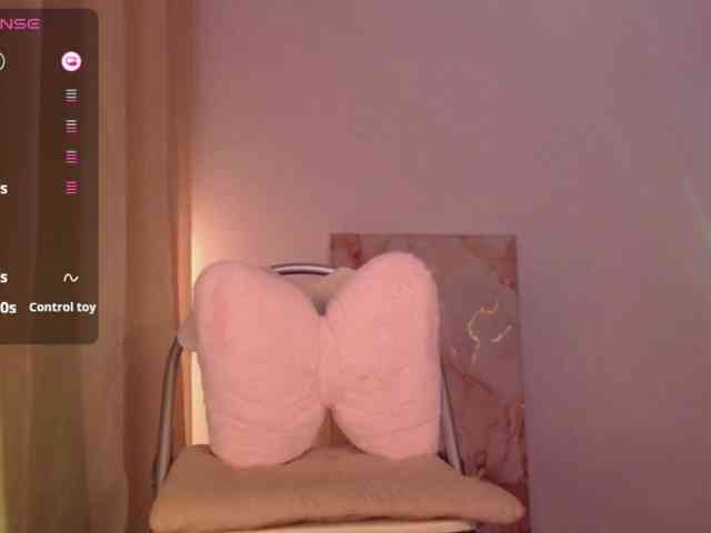 Lindelicious webcam