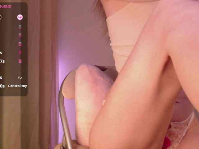 Lindelicious webcam