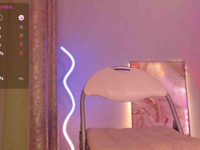 Lindelicious Live Webcam on BongaCams