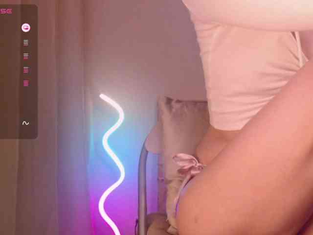Lindelicious webcam