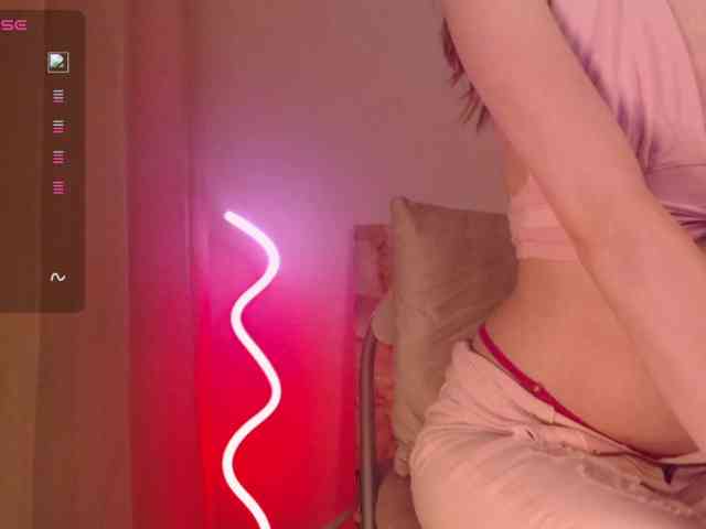 Lindelicious webcam