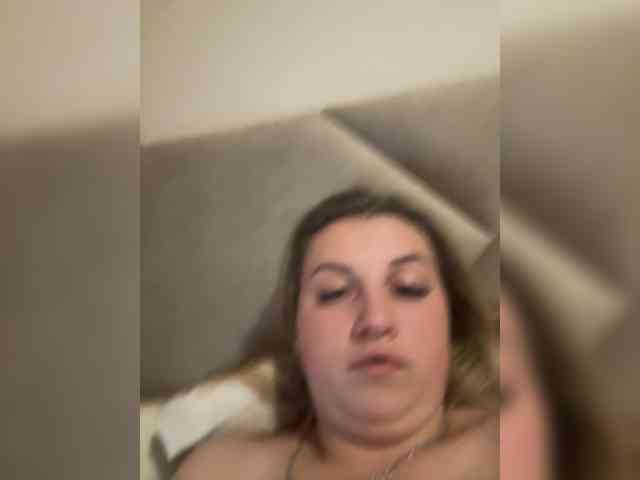 Kristy2905 webcam