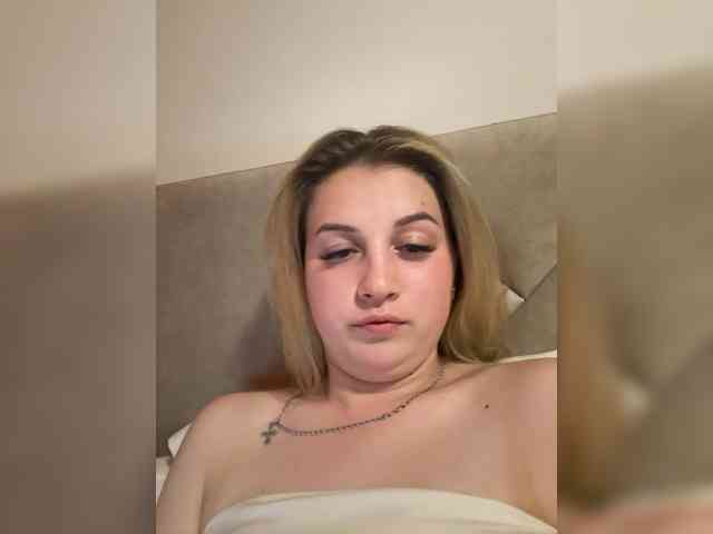 Kristy2905 webcam