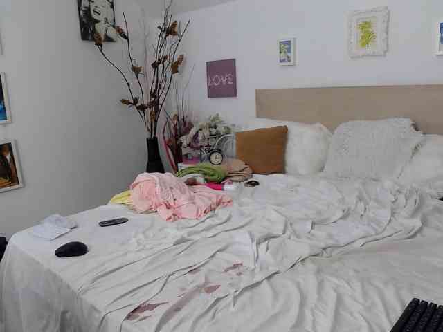 OlgaPavlova webcam