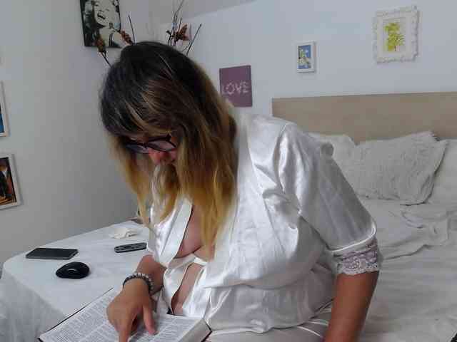 OlgaPavlova webcam