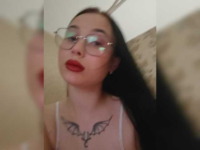 MeganBbeFox live cam on BongaCams