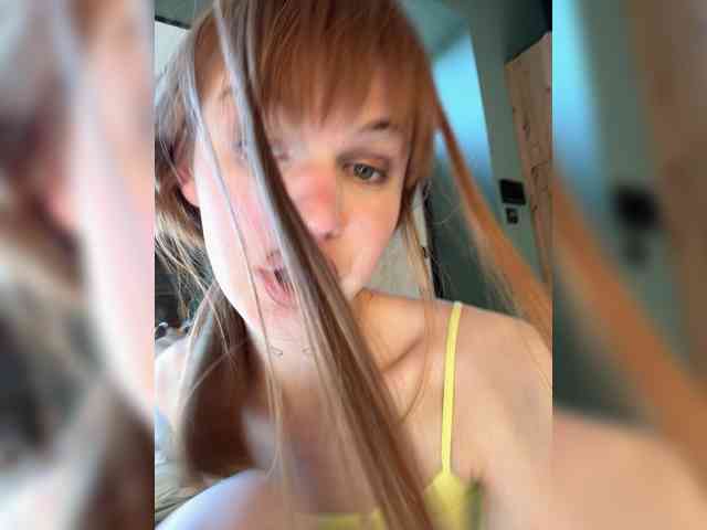 ChristyKathie Live Webcam on BongaCams