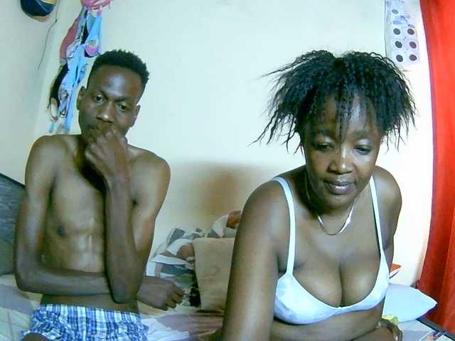 Lovelyjugs1 live cam on BongaCams