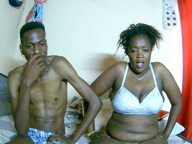 Lovelyjugs1 live cam on BongaCams