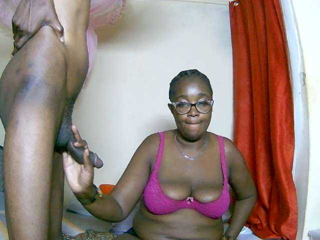 Lovelyjugs1 live cam on BongaCams