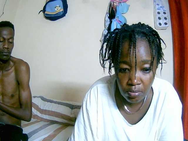 Lovelyjugs1 live cam on BongaCams
