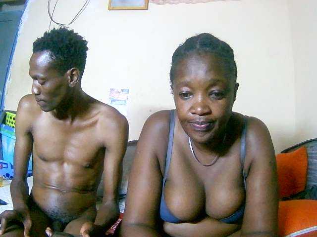 Lovelyjugs1 live cam