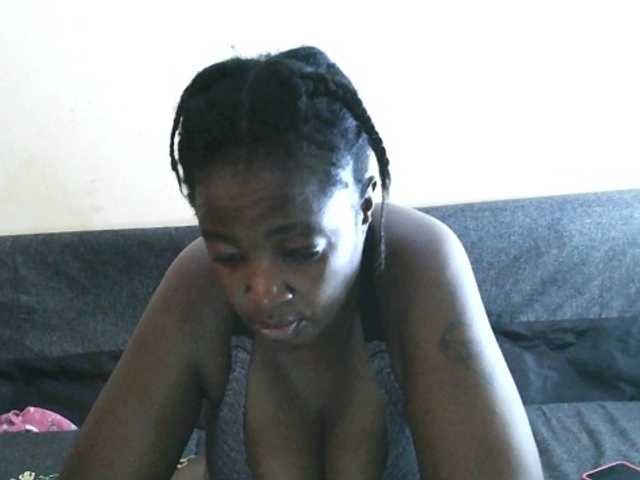 Lovelyjugs1 live cam on BongaCams