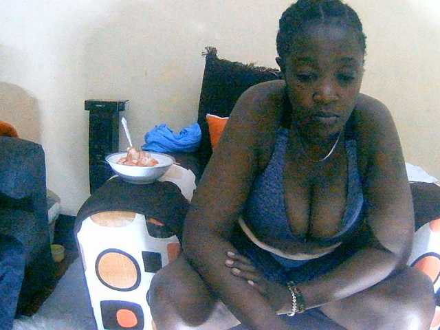 Lovelyjugs1 live cam on BongaCams