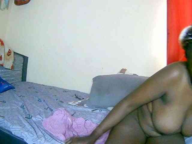 Lovely_jugs1 webcam