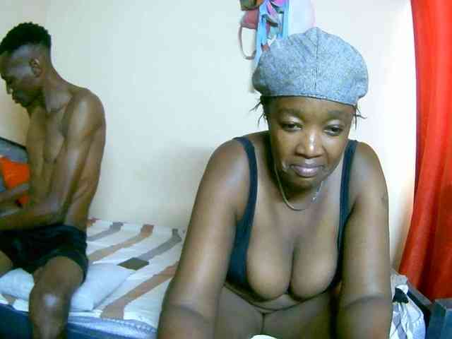 Lovely_jugs1 webcam