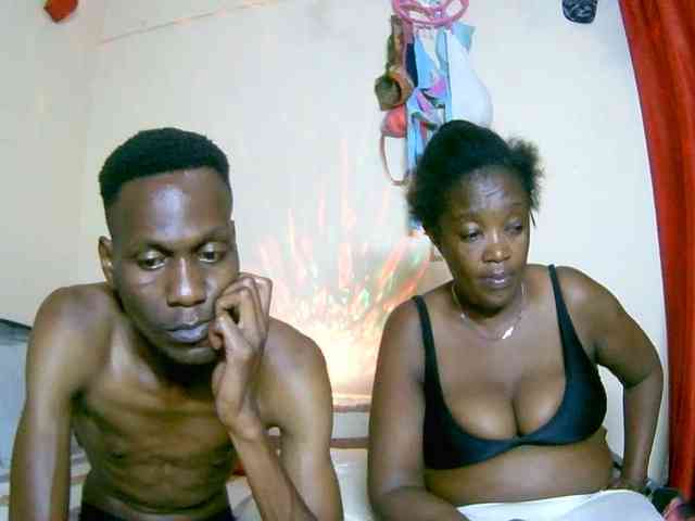Lovely_jugs1 webcam