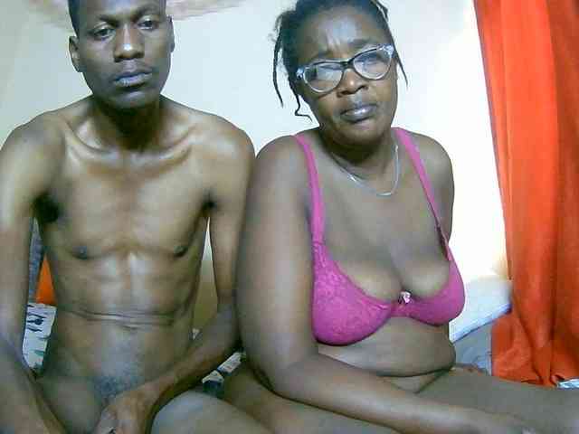 Lovely_jugs1 webcam