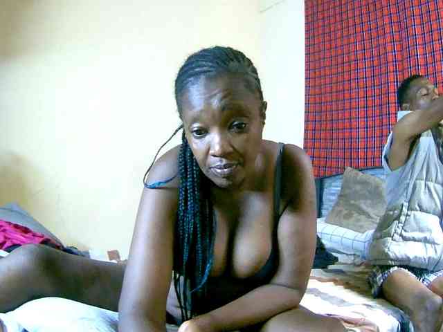 Lovelyjugs1 Live Webcam on BongaCams