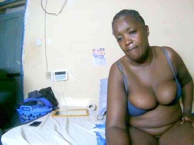 Lovely_jugs1 webcam
