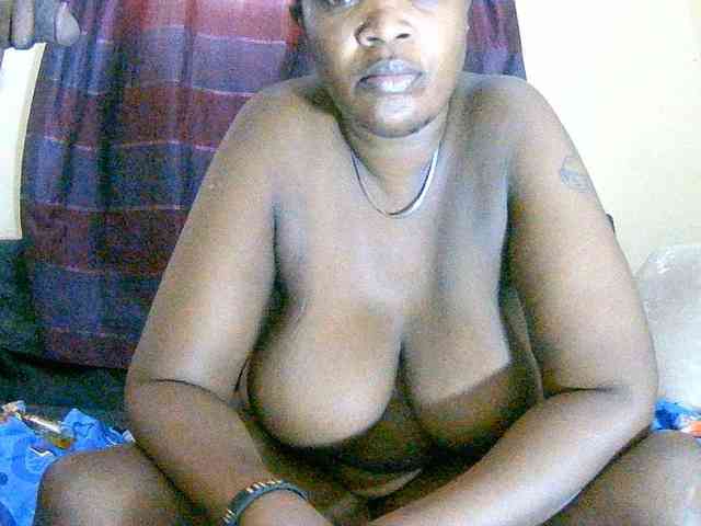 Lovely_jugs1 webcam