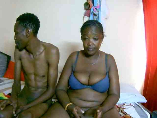 Lovely_jugs1 webcam