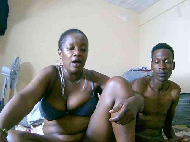 Lovely_jugs1 webcam