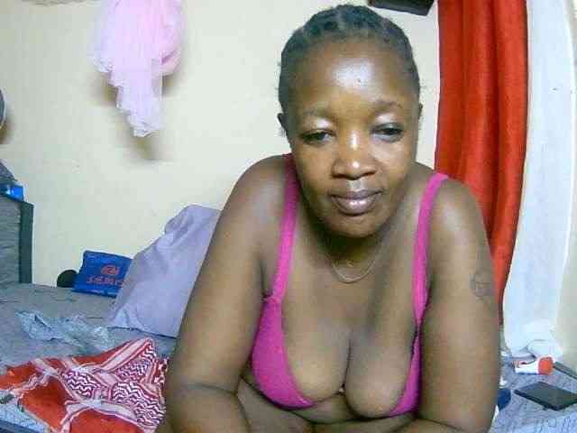 Lovely_jugs1 webcam