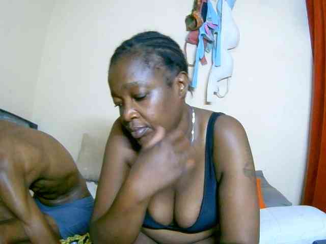 Lovely_jugs1 webcam
