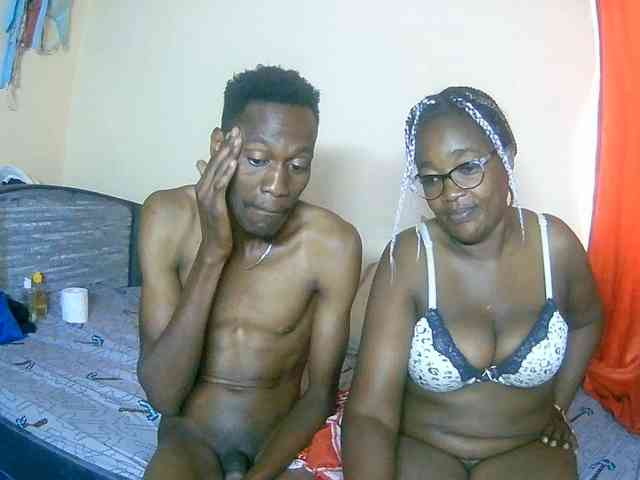Lovely_jugs1 webcam