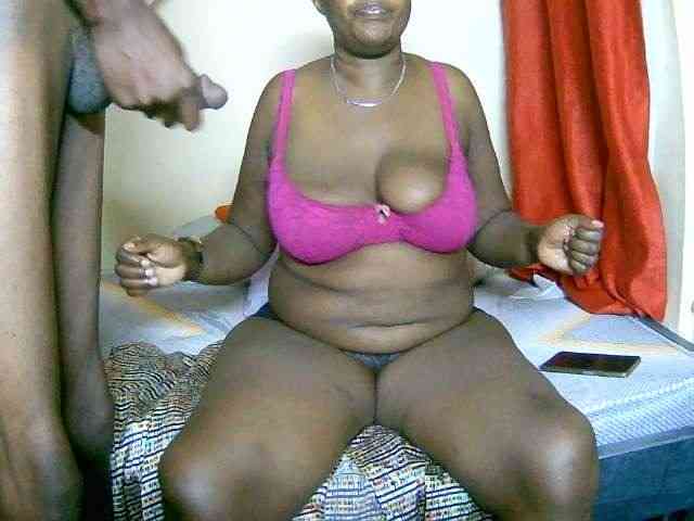 Lovely_jugs1 webcam