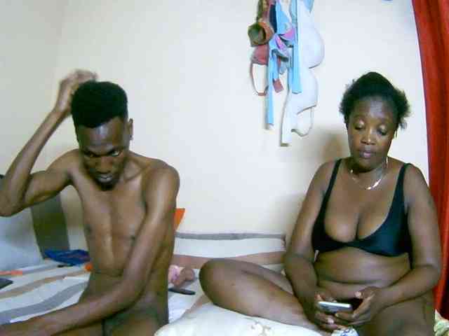 Lovely_jugs1 webcam