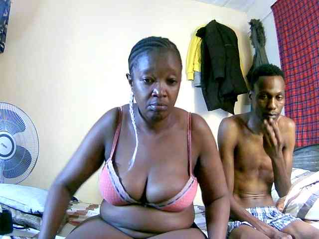 Lovely_jugs1 webcam