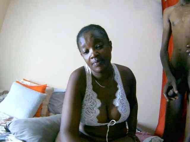 Lovely_jugs1 webcam
