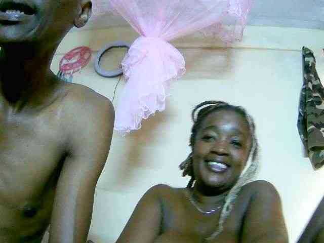 Lovely_jugs1 webcam