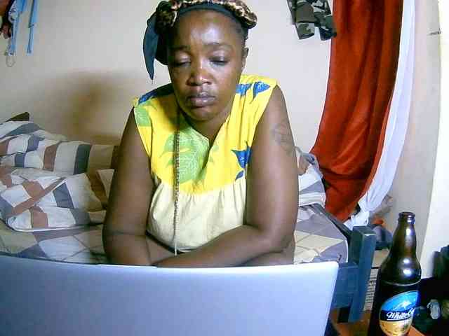Lovely_jugs1 webcam